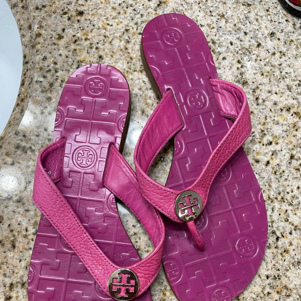 Tori B sandals , good condition